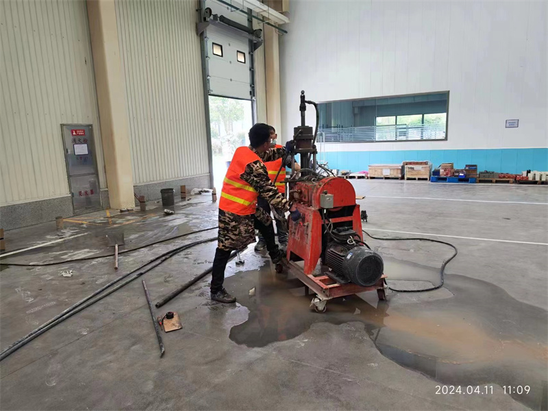 松溪厂房地面下沉塌陷注浆加固施工